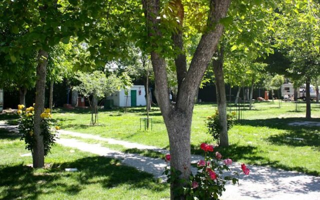 Camping And Bungalows Maria Eugenia