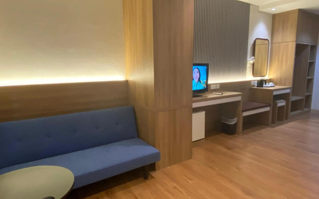 Lovina Inn Nagoya Batam