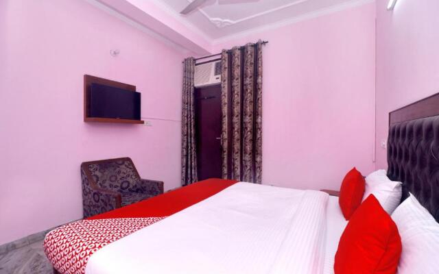 OYO 19403 Hotel Ashish Plaza