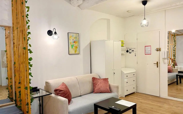 Cosy modern studio in the heart of Nice with AC