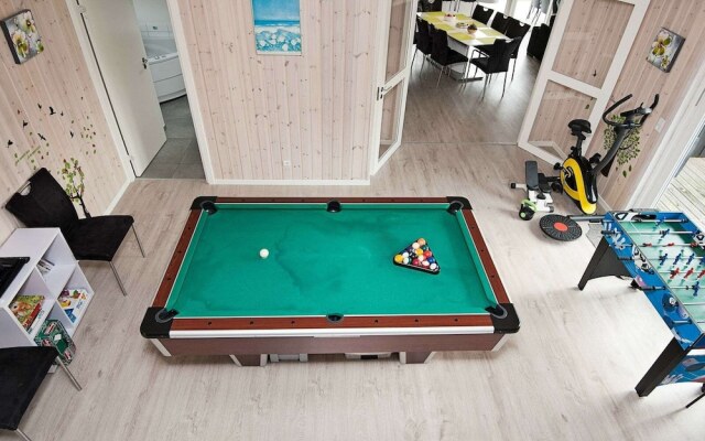 Scenic Holiday Home in Rømø with Hot Tub & Sauna