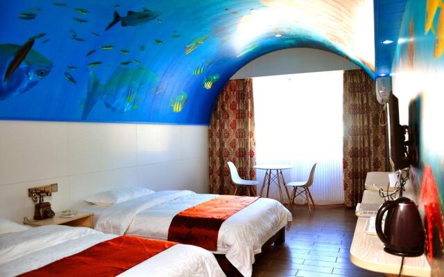 Seven Plus One Theme Inn