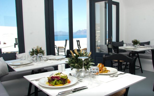 Grand Ambassador Santorini Hotel