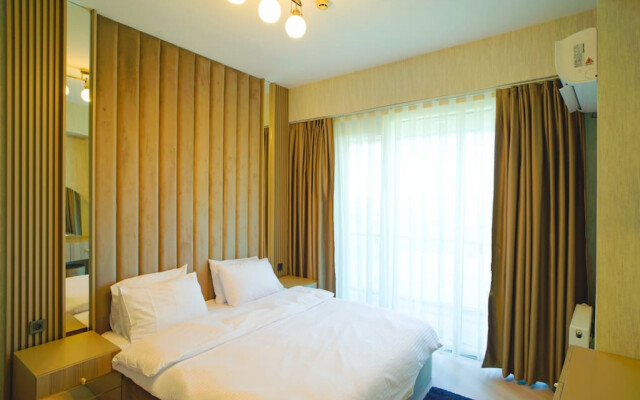 1-B Luxury Apt near Mall of IST
