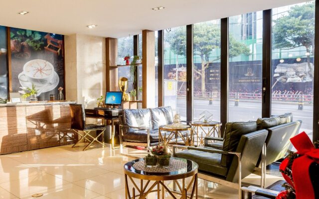 L&L City Hotel