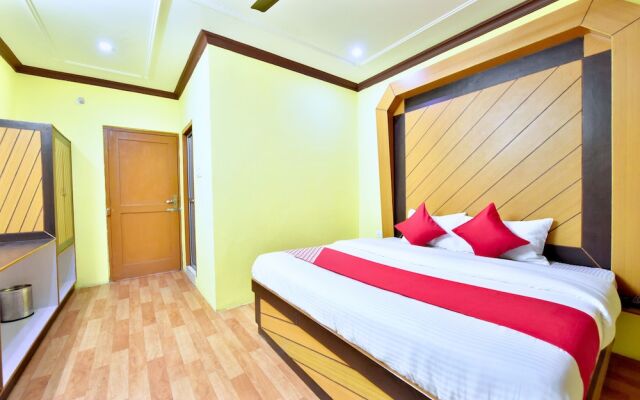 OYO 12740 Hotel Amandeep