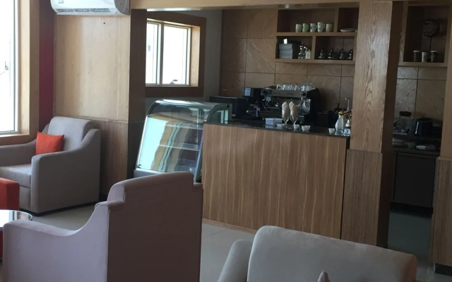 Arif Housing Units