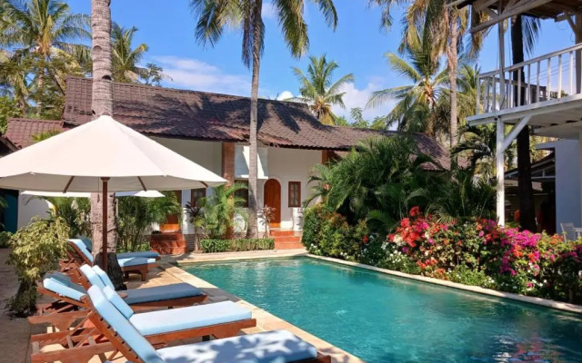 White Coconut Cottage