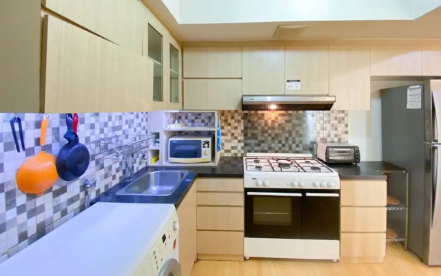 Cozy And Modern Look 2Br The Wave Kuningan Apartment
