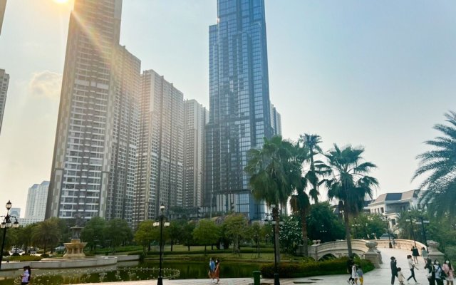 Landmark 81 - Luxury Condotel