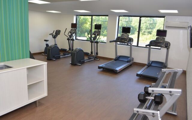 Comfort Inn & Suites