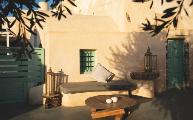 Remezzo Villas Santorini Studio