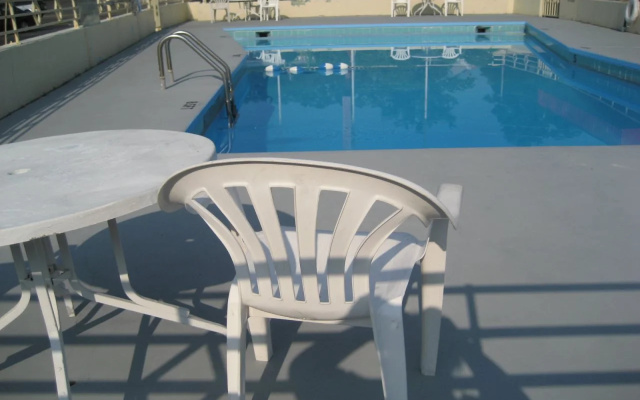 Sands Central Inn Hot Springs