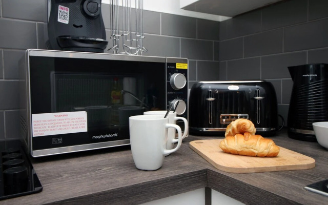 Eastern Way 1 by Tŷ SA in Newport