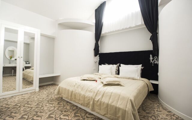 New Belgrade Garni Hotel