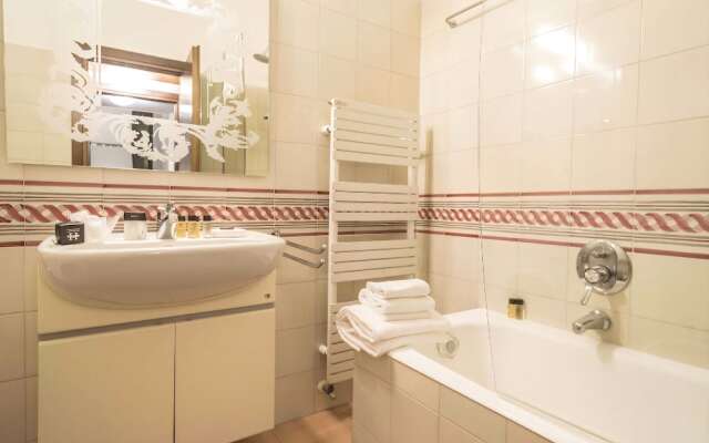 Hemeras Boutique House Aparthotel Duomo 3