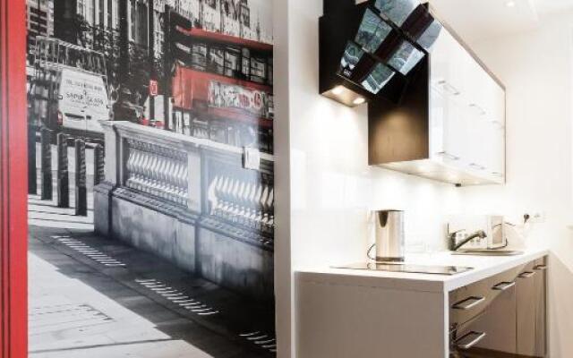 P&O Serviced Apartments FABRYCZNA