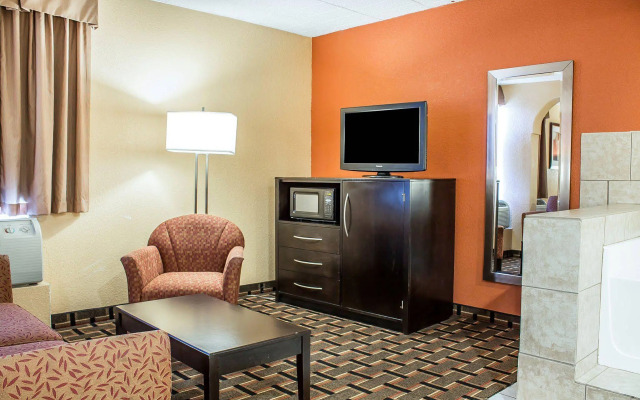 Baymont by Wyndham Scranton Dunmore