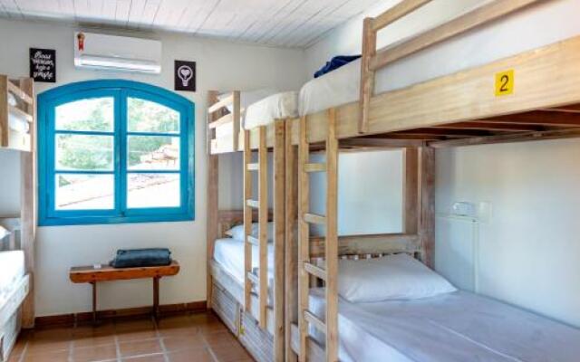 Bee.W Hostel Juquehy