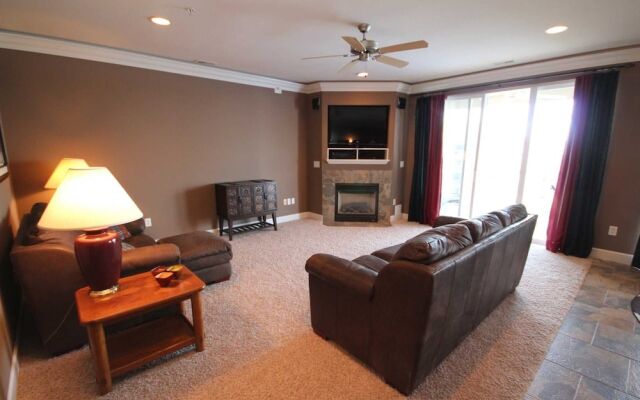 Lands End 654 - 2 Br Condo