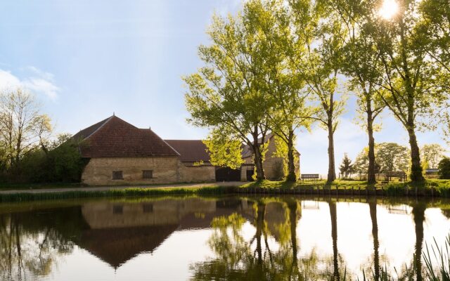 Aux Maisons (Relais du Silence)