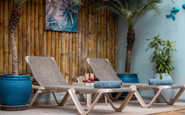 River Retreat Boutique Hotel