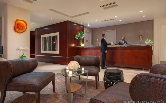 Luxe Rodeo Drive Hotel