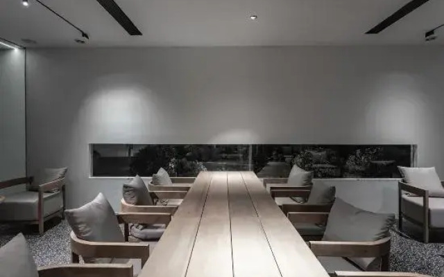 Weizhou Island White House Hotel