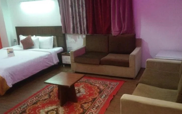 Hotel Kalinga Lake View