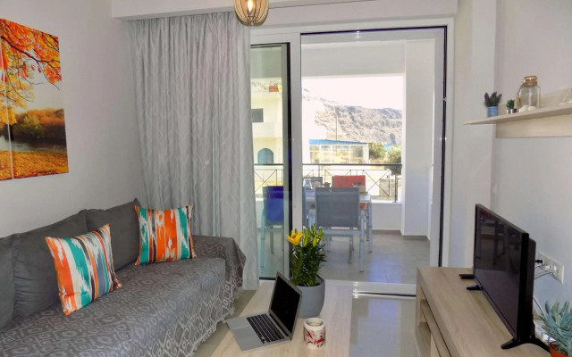 Manolis Apartments