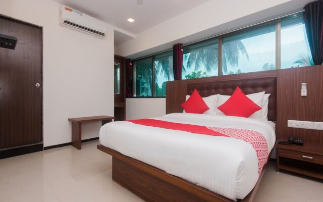 Oyo 15717 Rk Residency