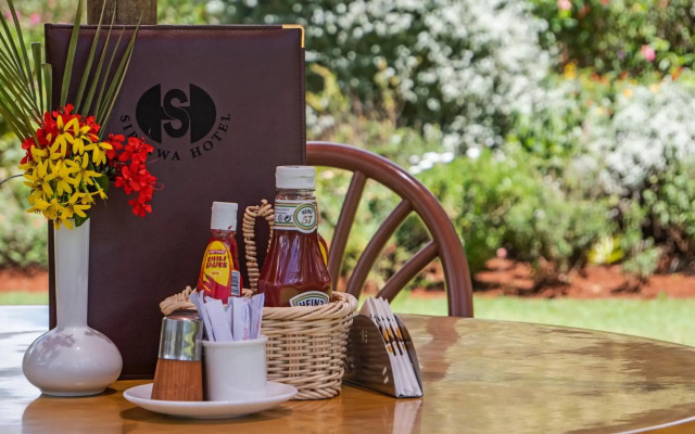 Sirikwa Hotel