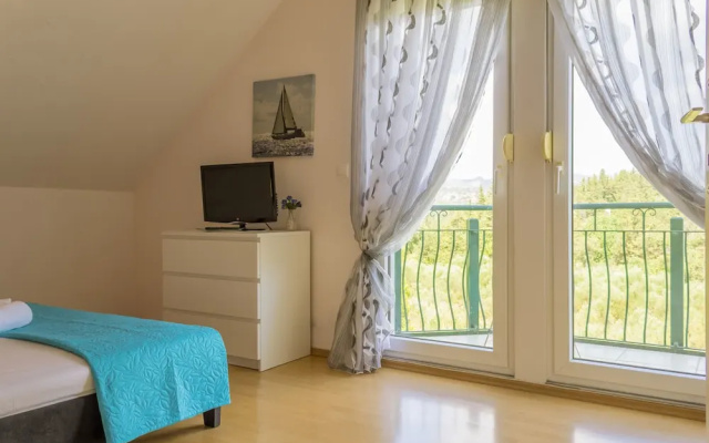 Villa Antzela with Private Pool and Gardens