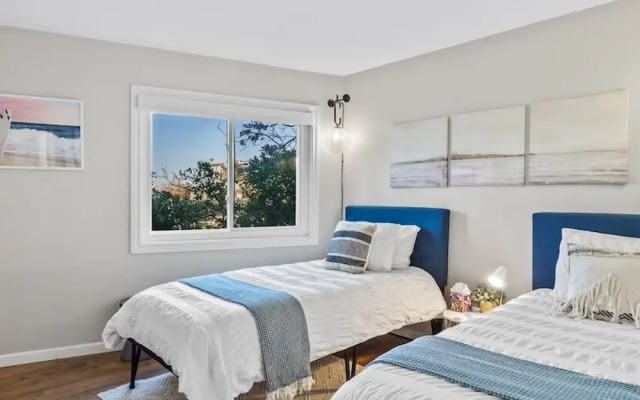 Seaside Serenity With Ocean Views