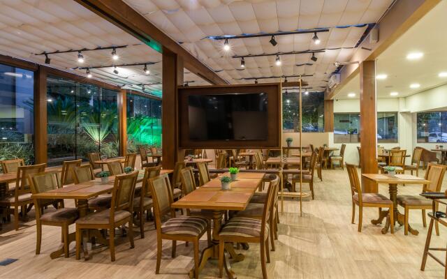 Hotel Monte Felice Bosque