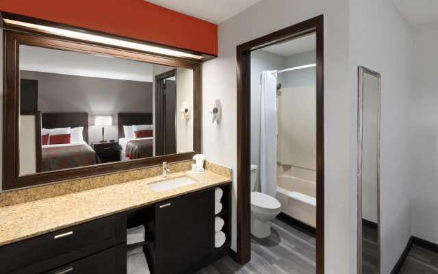 Ramada by Wyndham El Paso