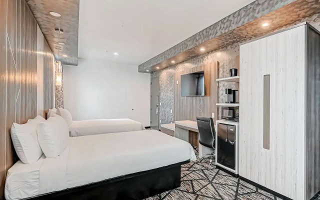 SureStay Hotel by Best Western Houston Southeast