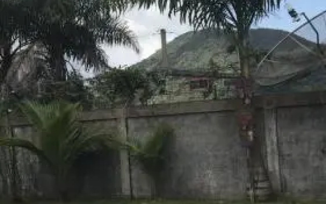 Sobrado e Casa em Ubatuba