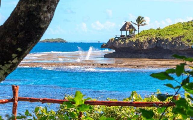 Savasi Island Resort