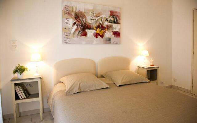 Les Ibis parking et Wifi