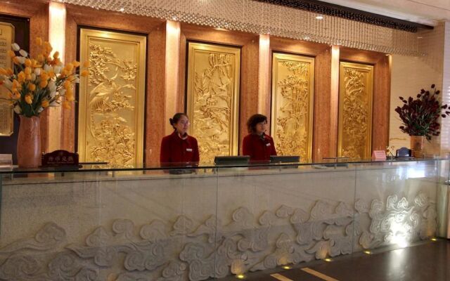 Golden Beach Garden View Hotel