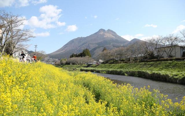 Japanese Onsen Ryokan Yufuin Tabinokura