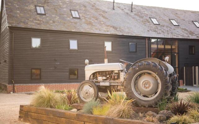 The Farmhouse at Redcoats Restaurant & Hotel