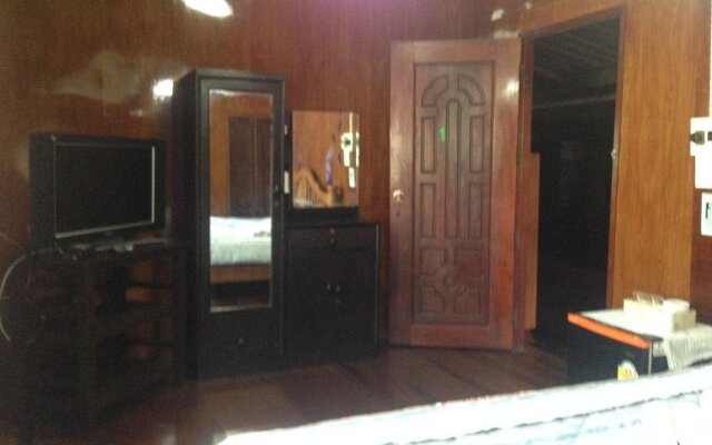 Solar Cell Uthai Thani Homestay