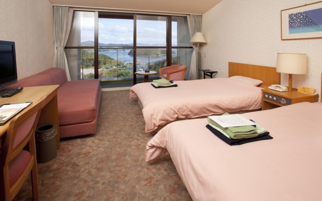 Greenpia Setouchi — hotel in Kure
