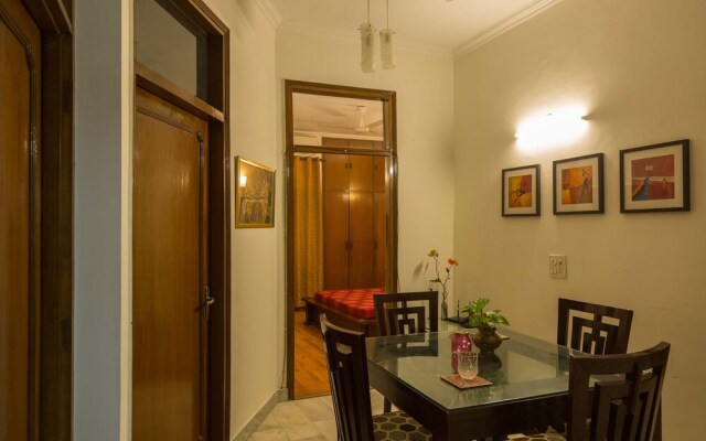 Woodpecker - 2 Bedroom Service Apartment