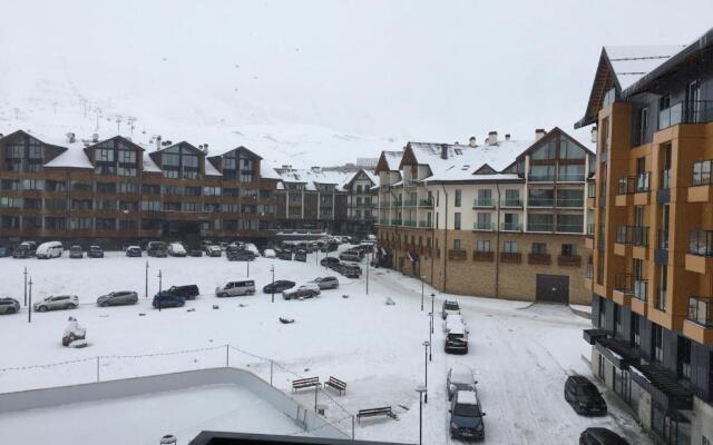 Redco Four Seasons In New Gudauri 302