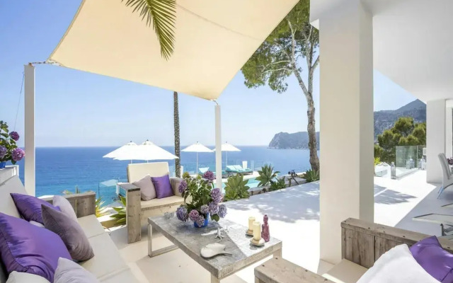 Beautiful Villa With Leisure Activities