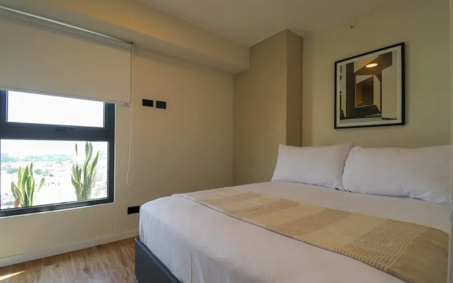 w Elegant 2BR With Balcony in San Isidro