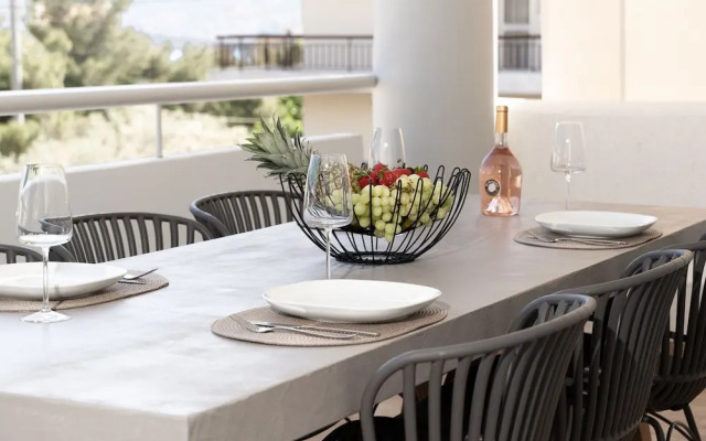 Blue Avra by A&D Properties